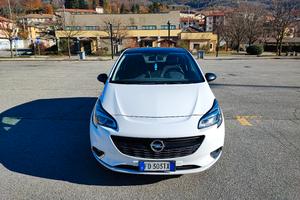 Opel Corsa E (b-color)