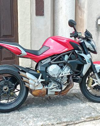 MV AGUSTA BRUTALE 675 PERFETTA