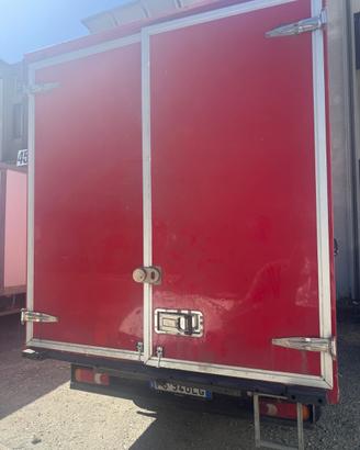 Furgone Renault master cassonato
