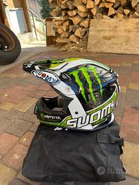 Casco suomy