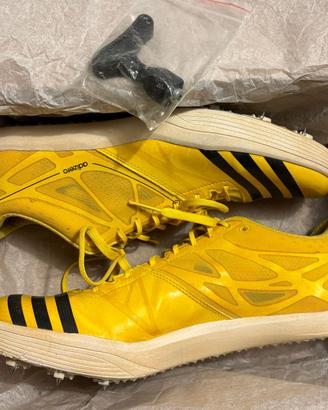 scarpe chiodate da atletica