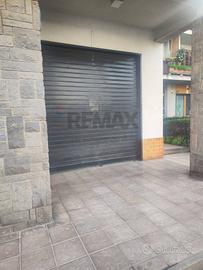 Locale Commerciale - Aci Castello