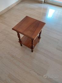 Tavolino rettangolare in legno