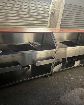Bancone bar mobile in acciaio inox tavola in legno