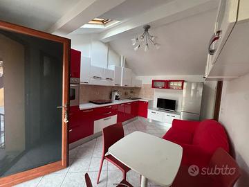 Bilocale arredato in corte priv. staz. Cormano