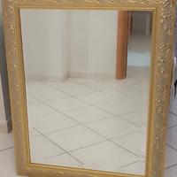 Specchio dorato antichizzato