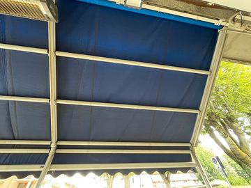 tenda per esterno con struttura 
