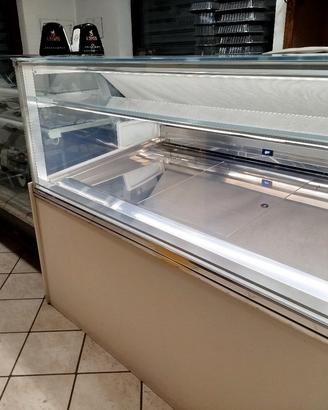  vetrina gelateria e pa FRIGOMECCANICA 2022
