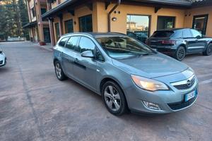 Opel Astra 1.7 CDTI 110CV Sports Tourer Cosmo