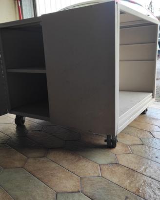 Mobiletto in alluminio con ruote