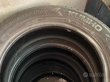 pneumatici invernali per CHR della Toyota 