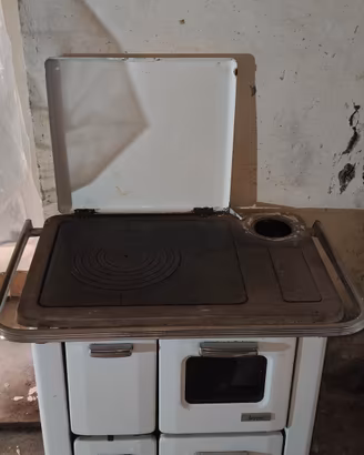 cucina/stufa a legna