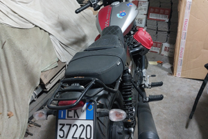 Guzzi V9 BOBBER 2017