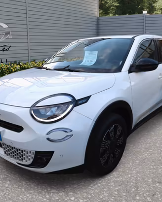 FIAT 600 1.2cc Hybrid 145cv Pop
