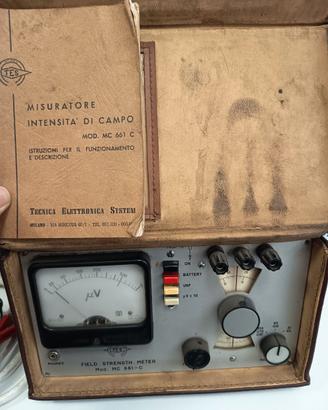 Misuratore di campo vintage
