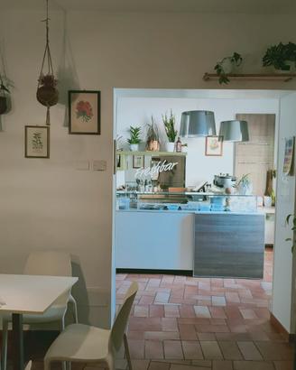 Ufficio / negozio / studio medico arredato