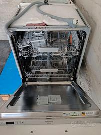 Lavastoviglie Hotpoint Ariston da incasso