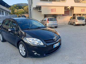 Toyota Auris 1.4 D-4D M-MT 5 porte Active garanzia