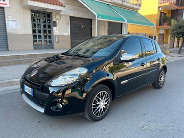 Clio 1.2 gpl 2012 p.e.r.f.e.t.t.a