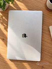 MacBook Pro 16” 2019 – Intel i9 2,4 GHz
