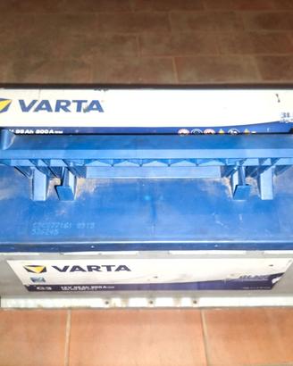 Batteria auto 