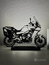 Yamaha Tracer 9gt silhouette lampada led