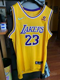 Replica Lebron James