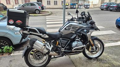 GS 1200 TRIPLE BLACK 2018