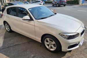 BMW 118 Serie 1 x-Drive 5p. 4 ruote motrici Naviga