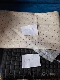 scampoli trapuntina imbottita e tessuto con giglio