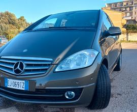 MERCEDES Classe A (W/C169) - 2011