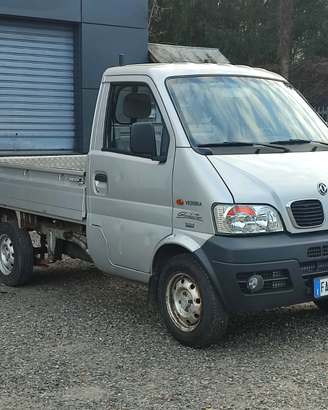 Autocarro Giotti Victoria Gladiator (Porter)