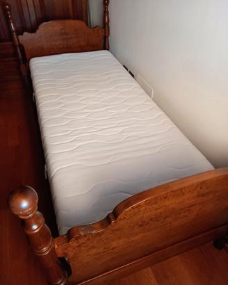 Letto in ciliegio singolo materasso rete a doghe