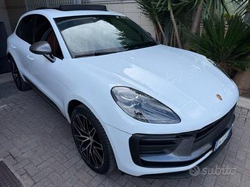 Porsche Macan 2.0 T 265CV