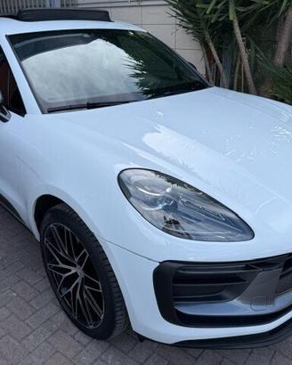 Porsche Macan 2.0 T 265CV