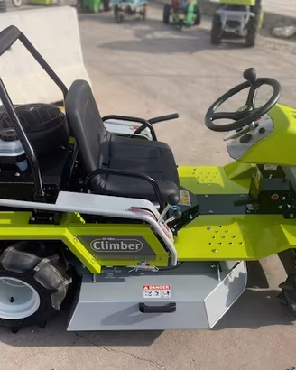 Trattorino trinciaerba Grillo Climber 9.18 Nuovo