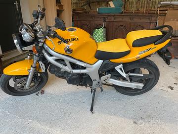Suzuki SV650