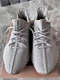 Scarpa Adidas YEEZY Boost 350 V2