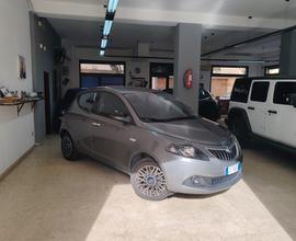 Lancia Ypsilon 1.0 FireFly 5 porte S&S Hybrid Plat