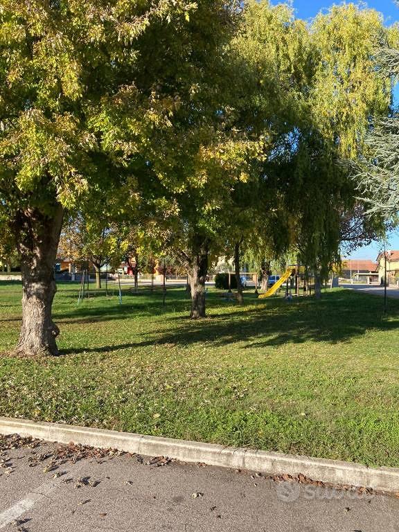 Terreno di 735 m² a Roveredo di Guà - Vista 2