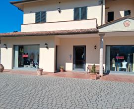 Locale per vari usi