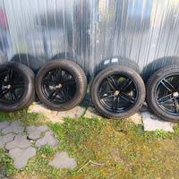 cerchi in lega e gomme Porsche Macan