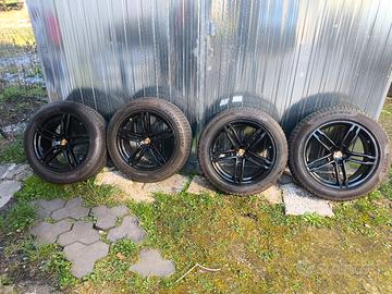 cerchi in lega e gomme Porsche Macan