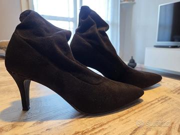 Scarpe Donna stivaletto a calza con tacco