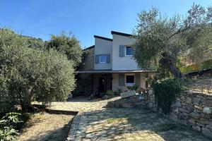 Villa di 170 m² con 5 locali a Bordighera