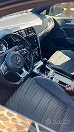 Golf 7.5  R-line  full optional