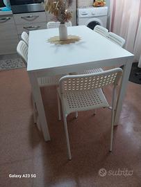 Tavolo da cucina con 6 sedie