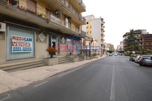 Locale Commerciale - Corigliano-Rossano