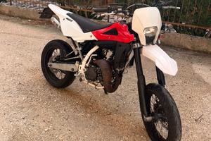 Husqvarna sm s 125