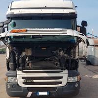 Camion SCANIA 440  cambio manuale